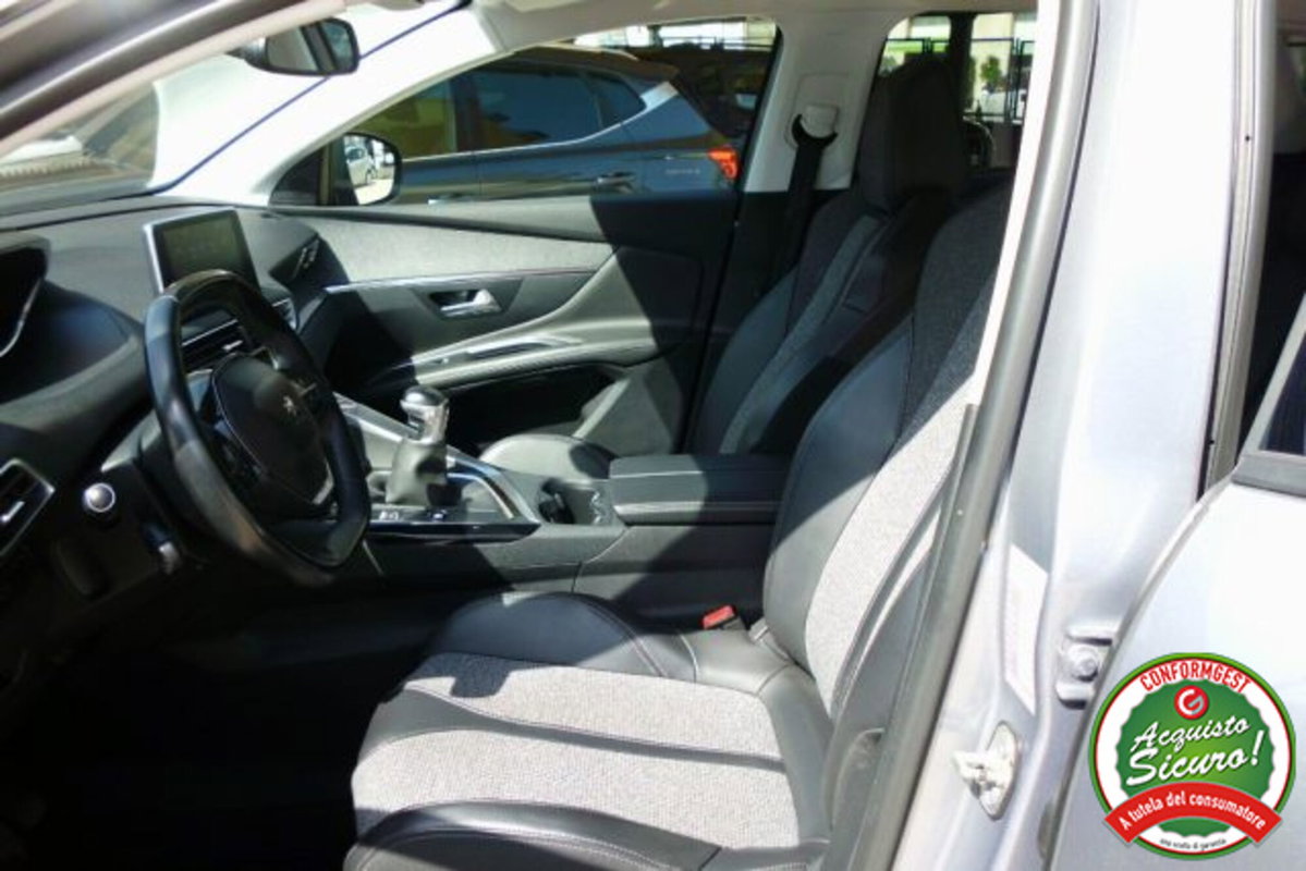 Peugeot 3008 BlueHDi 130 S&S Allure (9)