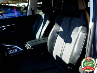 Peugeot 3008 BlueHDi 130 S&S EAT8 Allure Pack (11)
