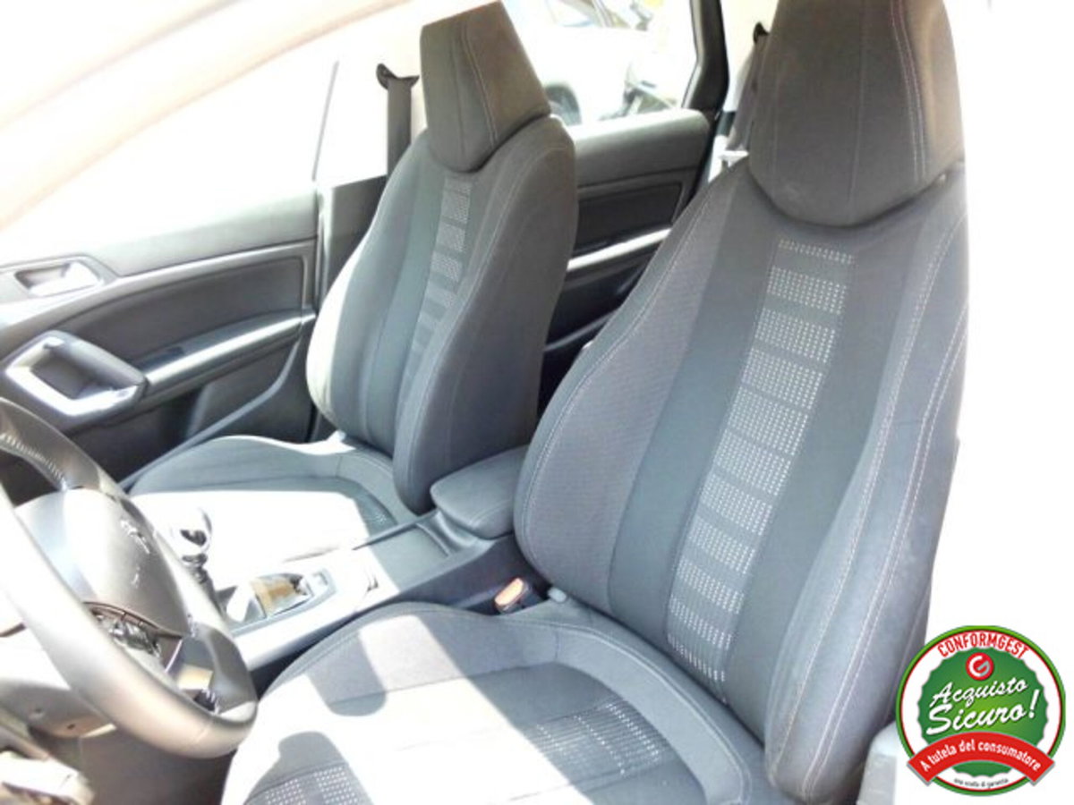Peugeot 308 SW BlueHDi 120 S&S Allure (11)