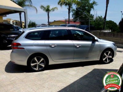 Peugeot 308 SW BlueHDi 120 S&S Allure (8)