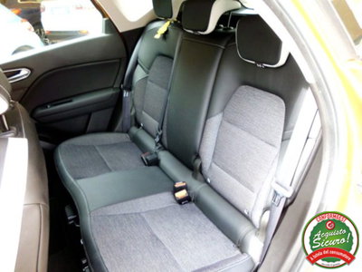 Renault Captur Blue dCi 95 CV Intens (12)