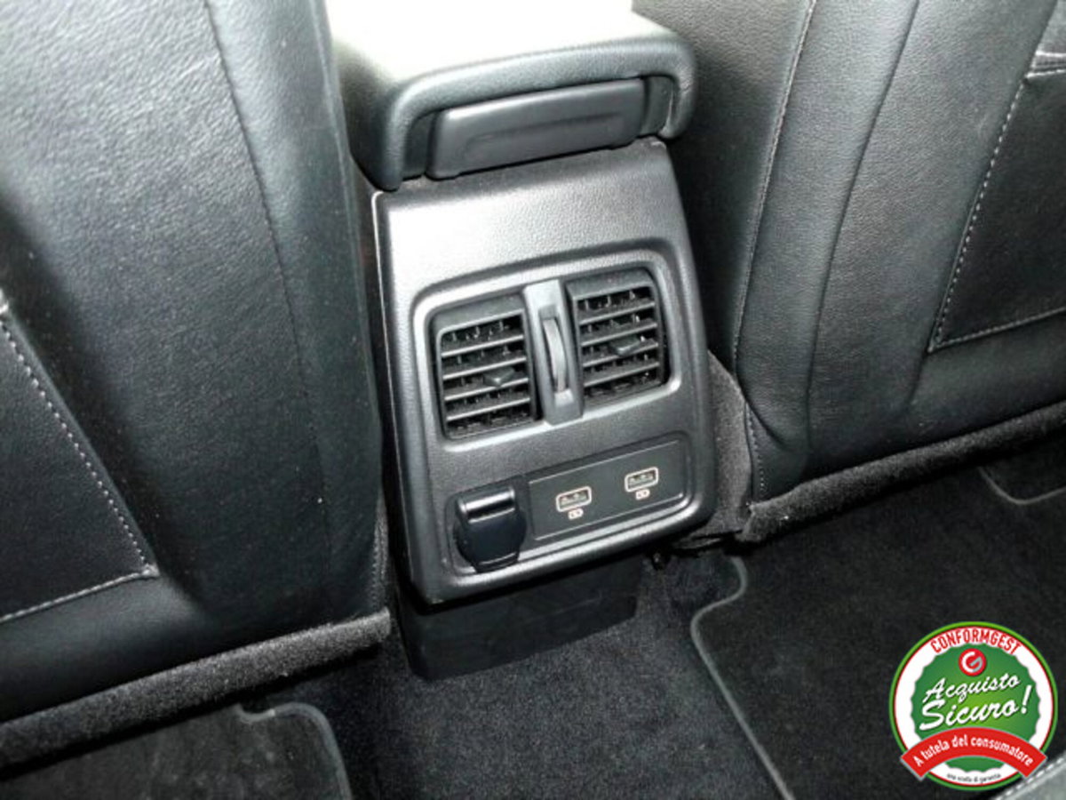 Renault Captur Blue dCi 95 CV Intens (15)