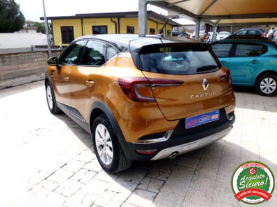 Renault Captur Blue dCi 95 CV Intens (5)