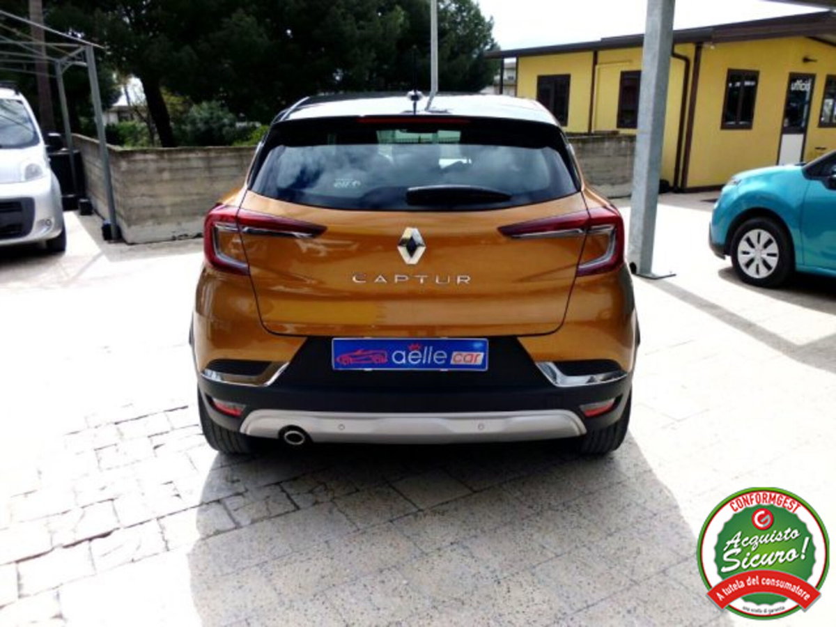 Renault Captur Blue dCi 95 CV Intens (6)