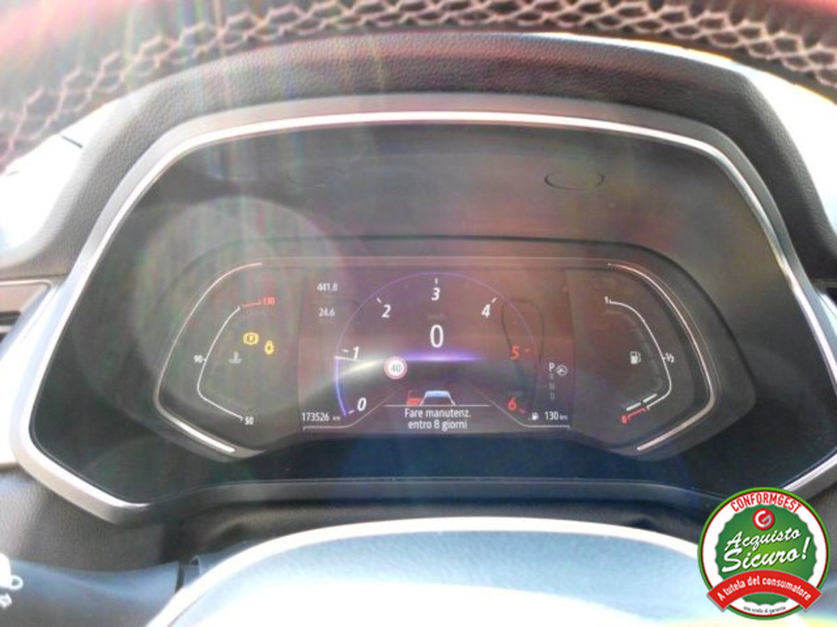 Renault Captur dCi 8V 90 CV EDC Start&Stop Energy Initiale Paris (17)