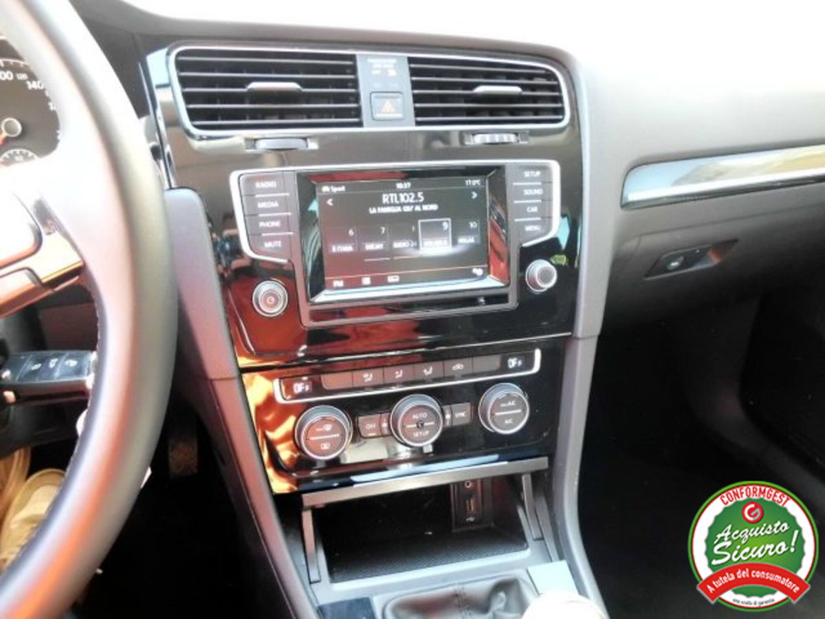 Volkswagen Golf 1.6 TDI 5p. Highline BlueMotion Technology (20)