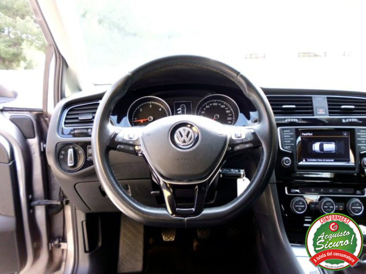 Volkswagen Golf 2.0 TDI 5p. Highline BlueMotion Technology (13)