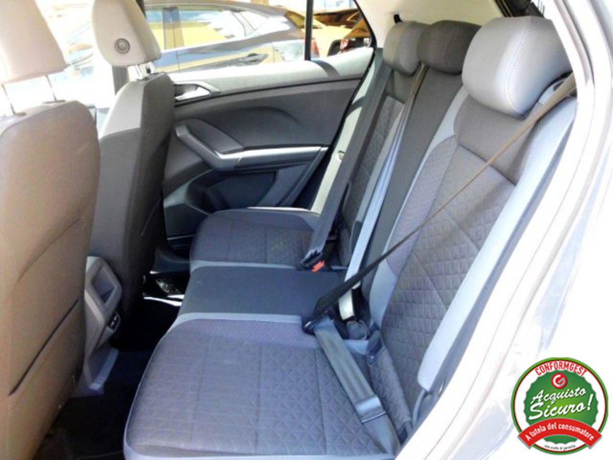 Volkswagen T-Cross 1.0 TSI 110 CV DSG Style (10)