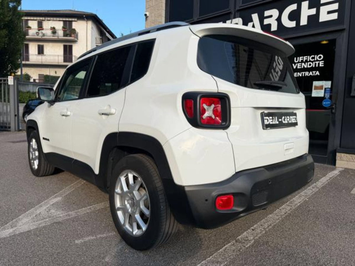 Jeep Renegade 1.3 T4 DDCT Limited (3)