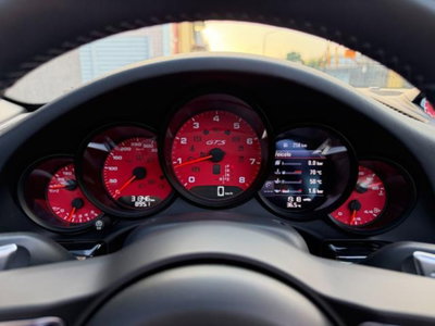 Porsche 911 Cabrio 3.0 Targa 4 GTS (12)