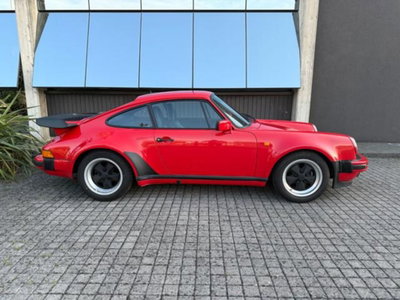 Porsche 911 Coupé 3.3 Turbo (3)