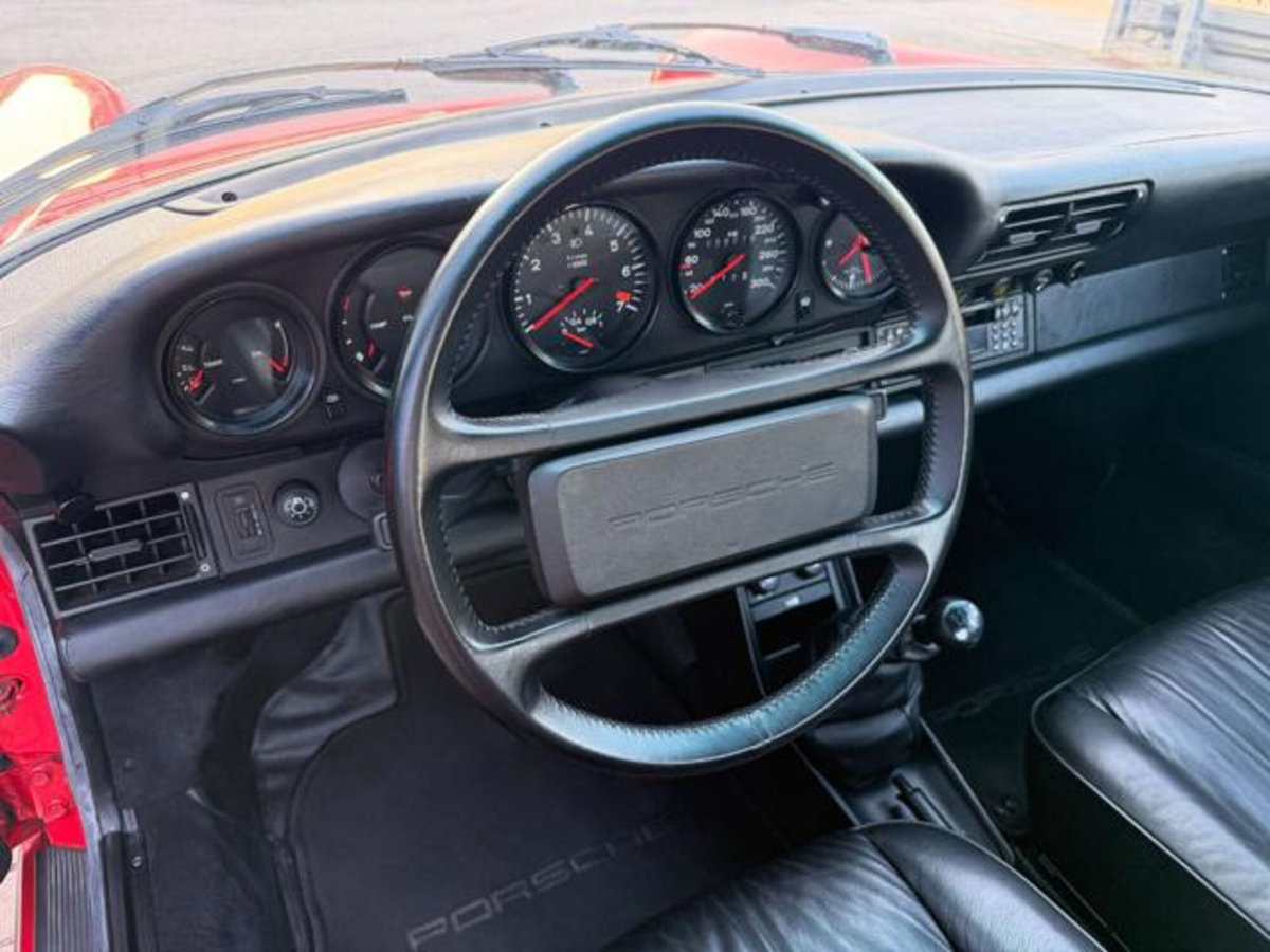 Porsche 911 Coupé 3.3 Turbo (7)