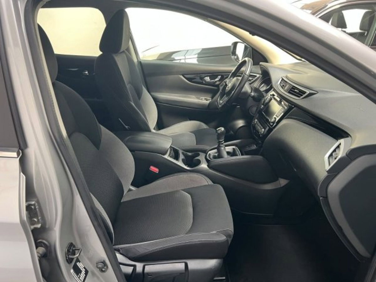Nissan Qashqai 1.5 dCi 115 CV DCT N-Connecta (15)