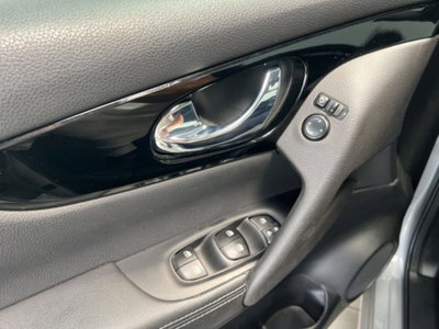 Nissan Qashqai 1.5 dCi 115 CV DCT N-Connecta (6)