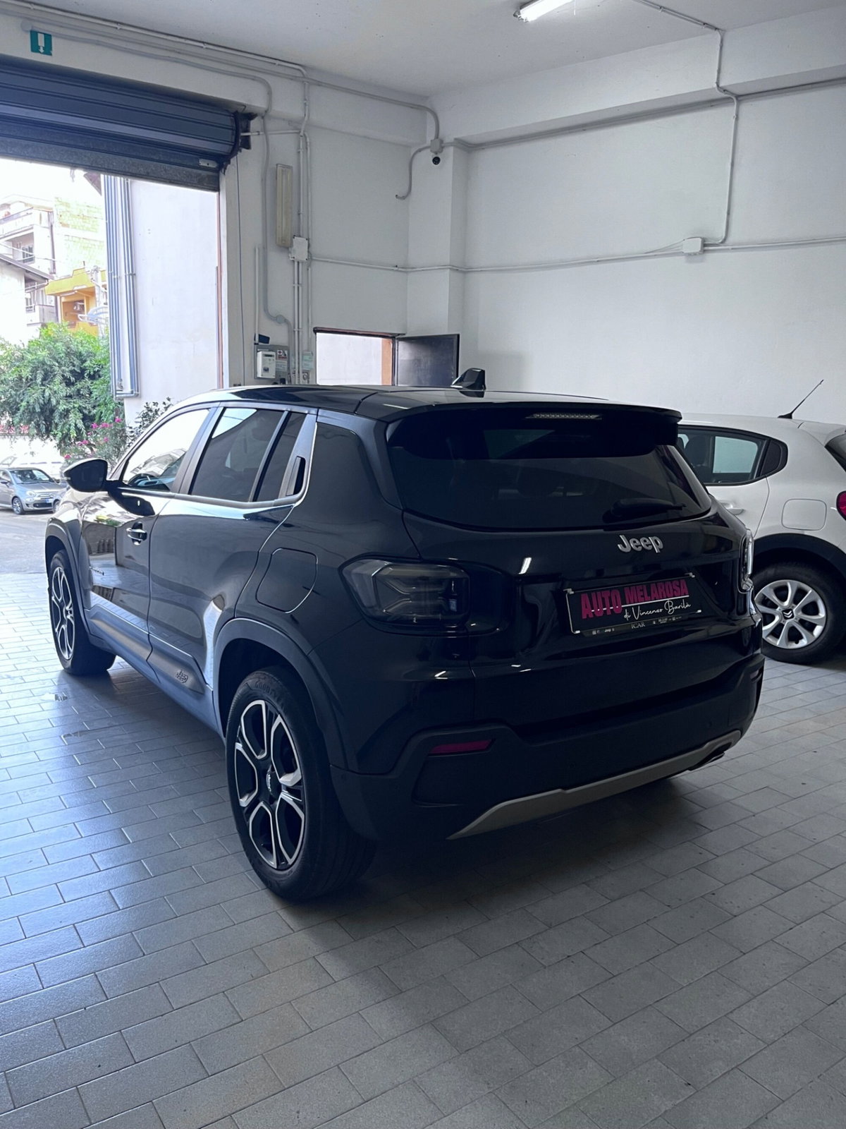 Jeep Avenger 1.2 turbo Summit fwd 100cv (3)