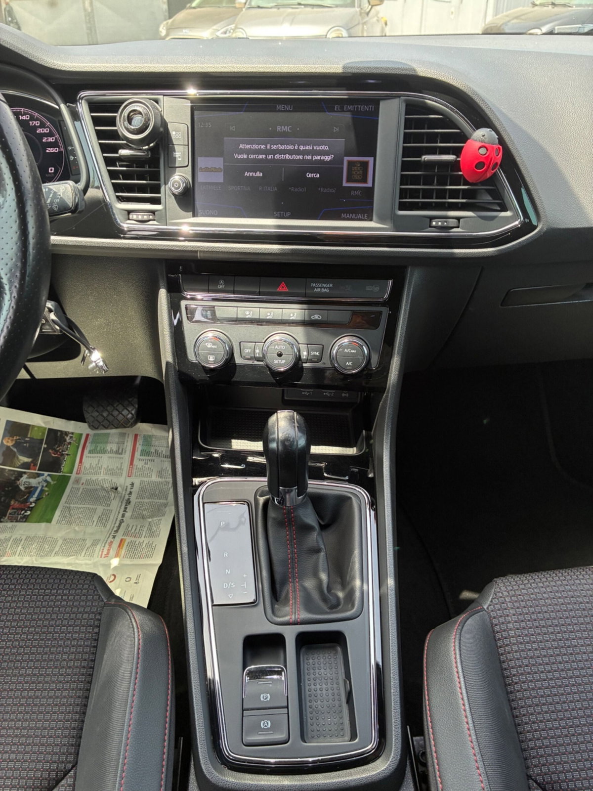 SEAT Leon 1.6 TDI 115 CV DSG 5p. Business (18)