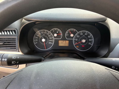 Fiat Grande Punto 1.3 MJT 75 CV 3 porte Fun (11)