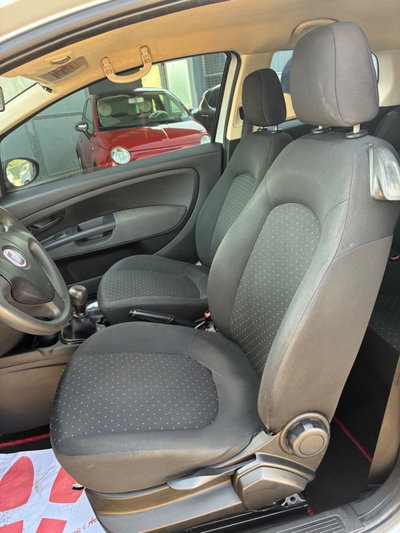 Fiat Grande Punto 1.3 MJT 75 CV 3 porte Fun (6)
