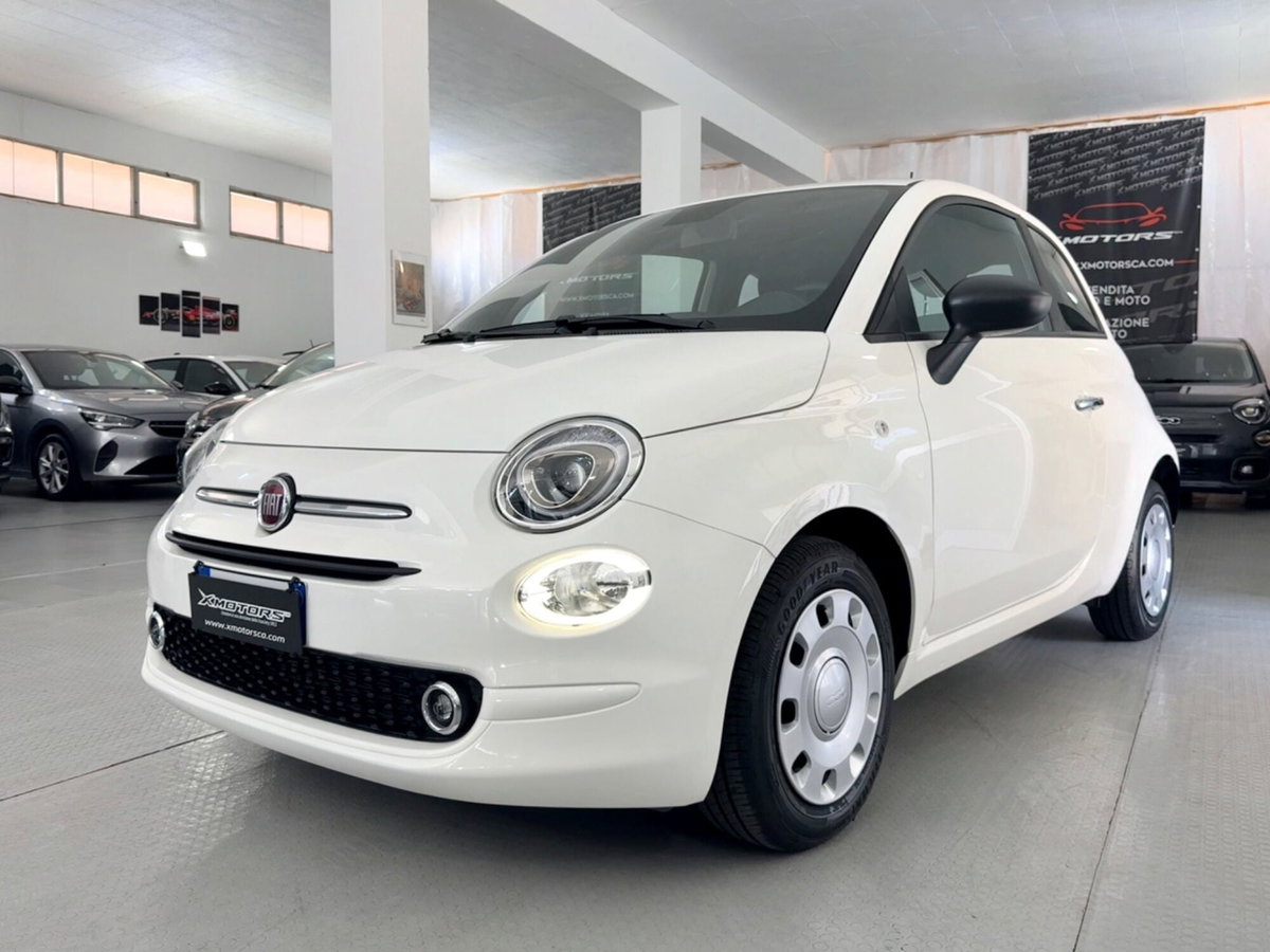 Fiat 500 1.0 Hybrid Red