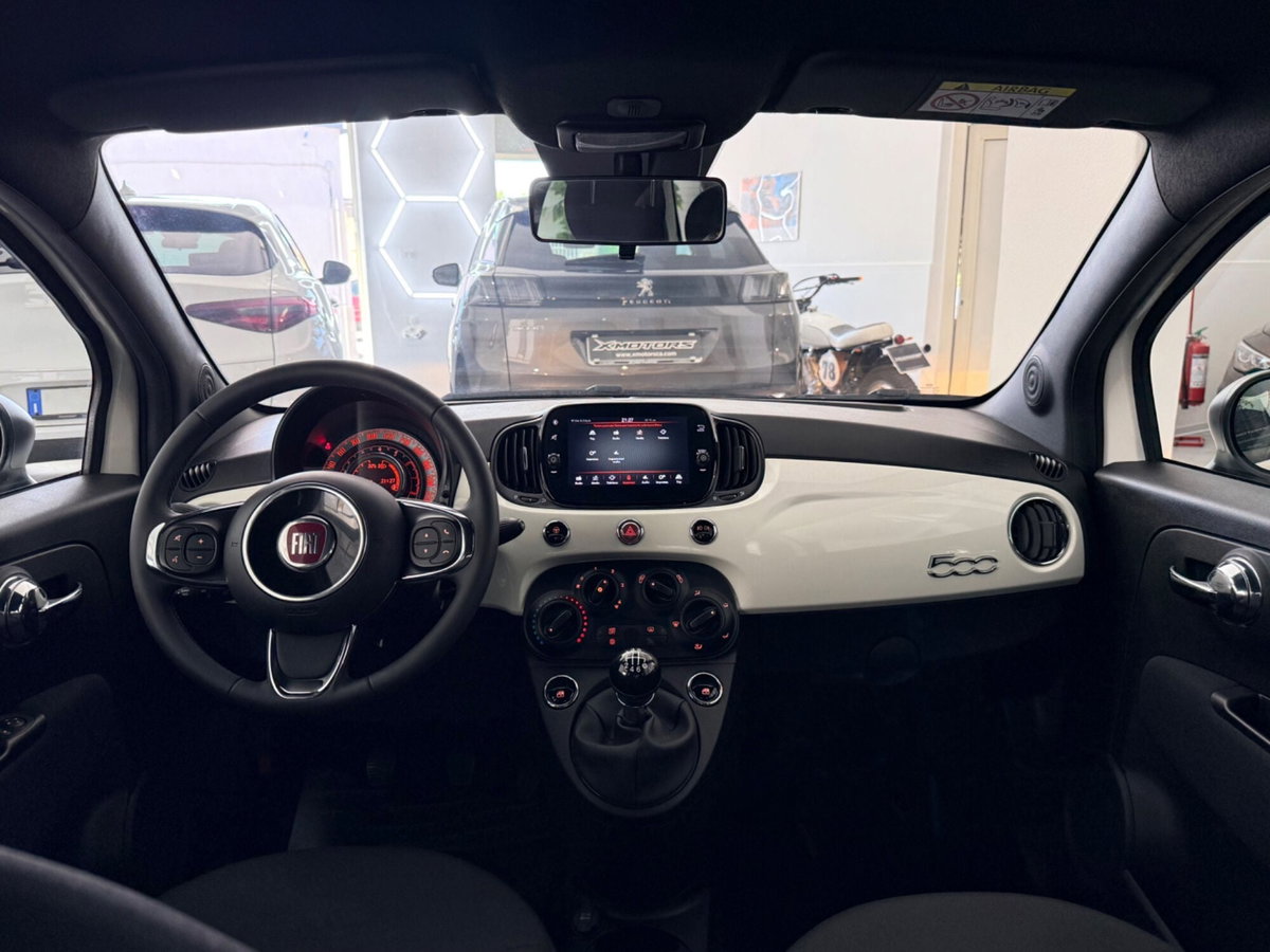 Fiat 500 1.0 Hybrid Red (16)