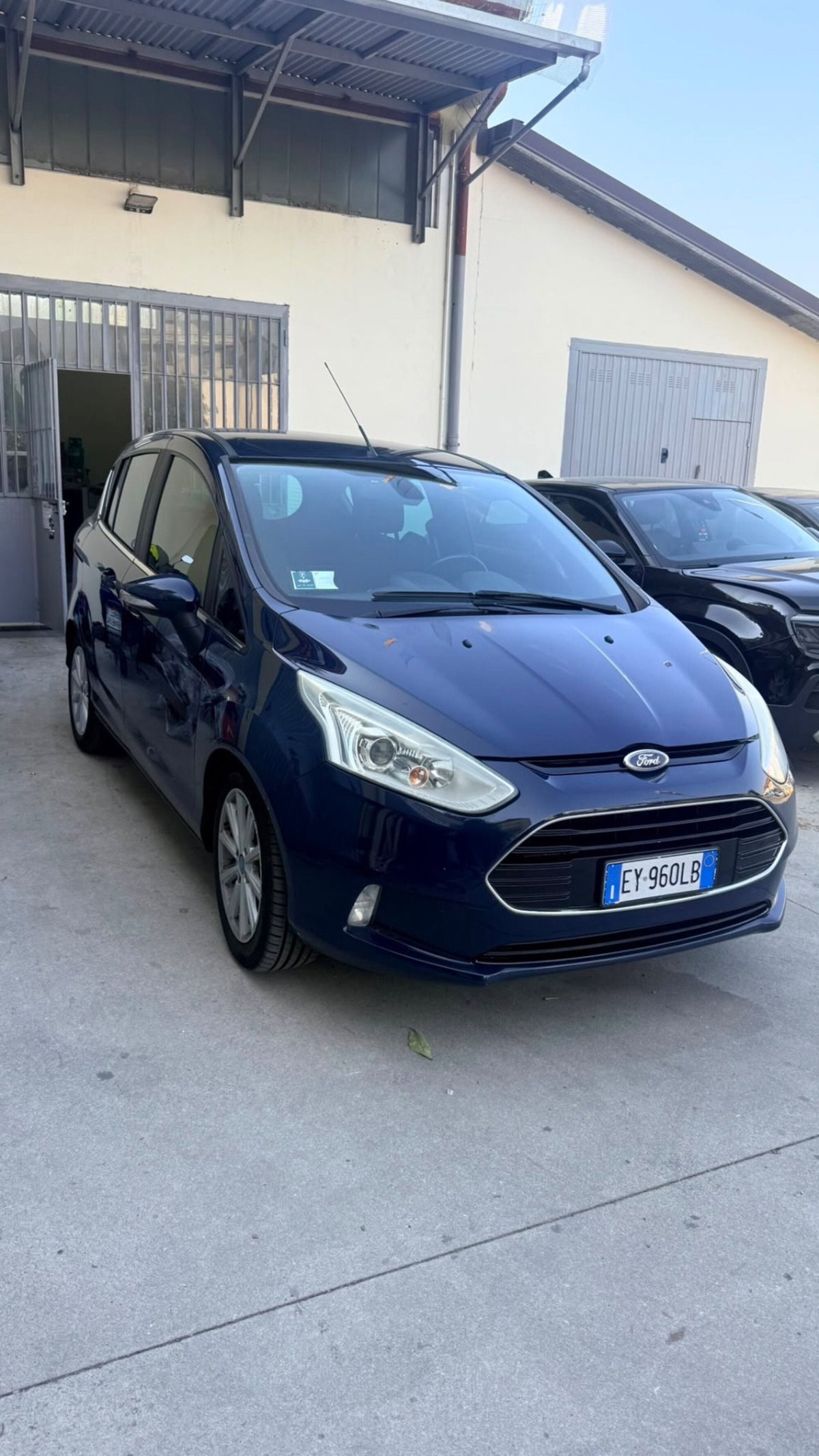 Ford B-Max B-Max 1.5 TDCi 75 CV Titanium (2)