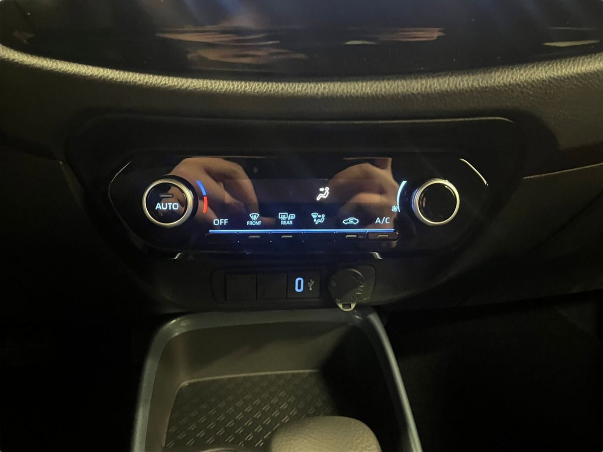 Toyota Aygo X 1.0 VVT-i 72 CV 5p. Undercover S-CVT (18)
