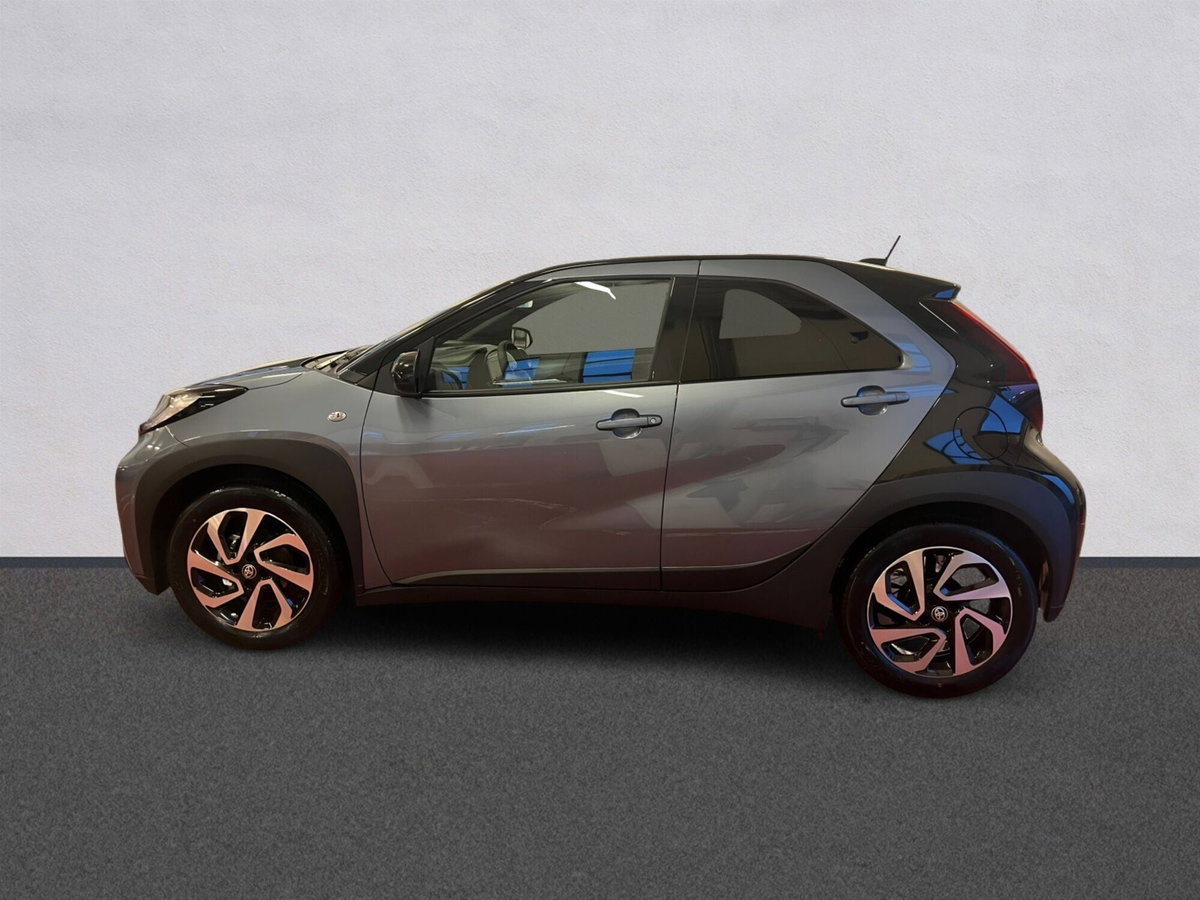 Toyota Aygo X 1.0 VVT-i 72 CV 5p. Undercover S-CVT (7)