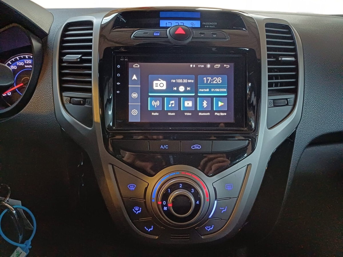 Hyundai ix20 1.4 CRDI 90 CV Classic (14)