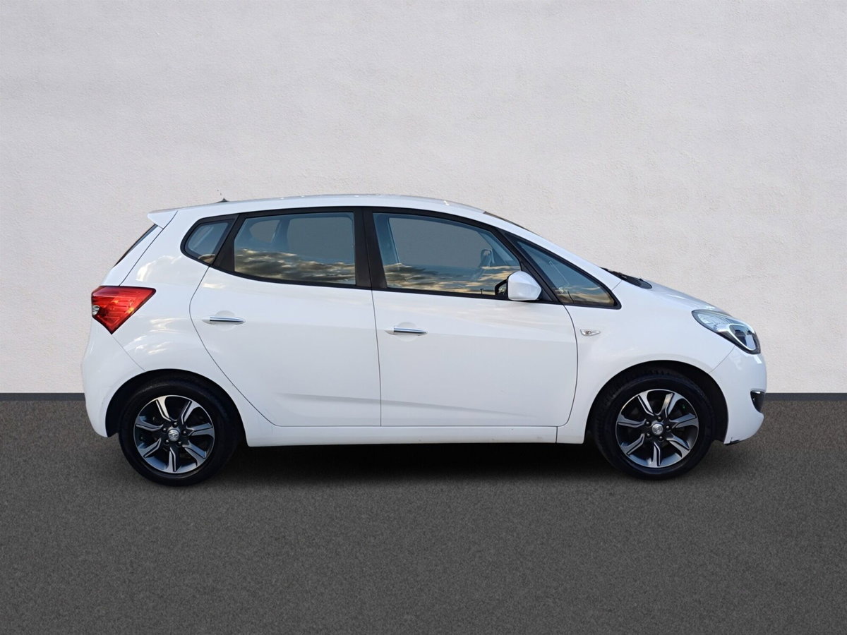 Hyundai ix20 1.4 CRDI 90 CV Classic (4)
