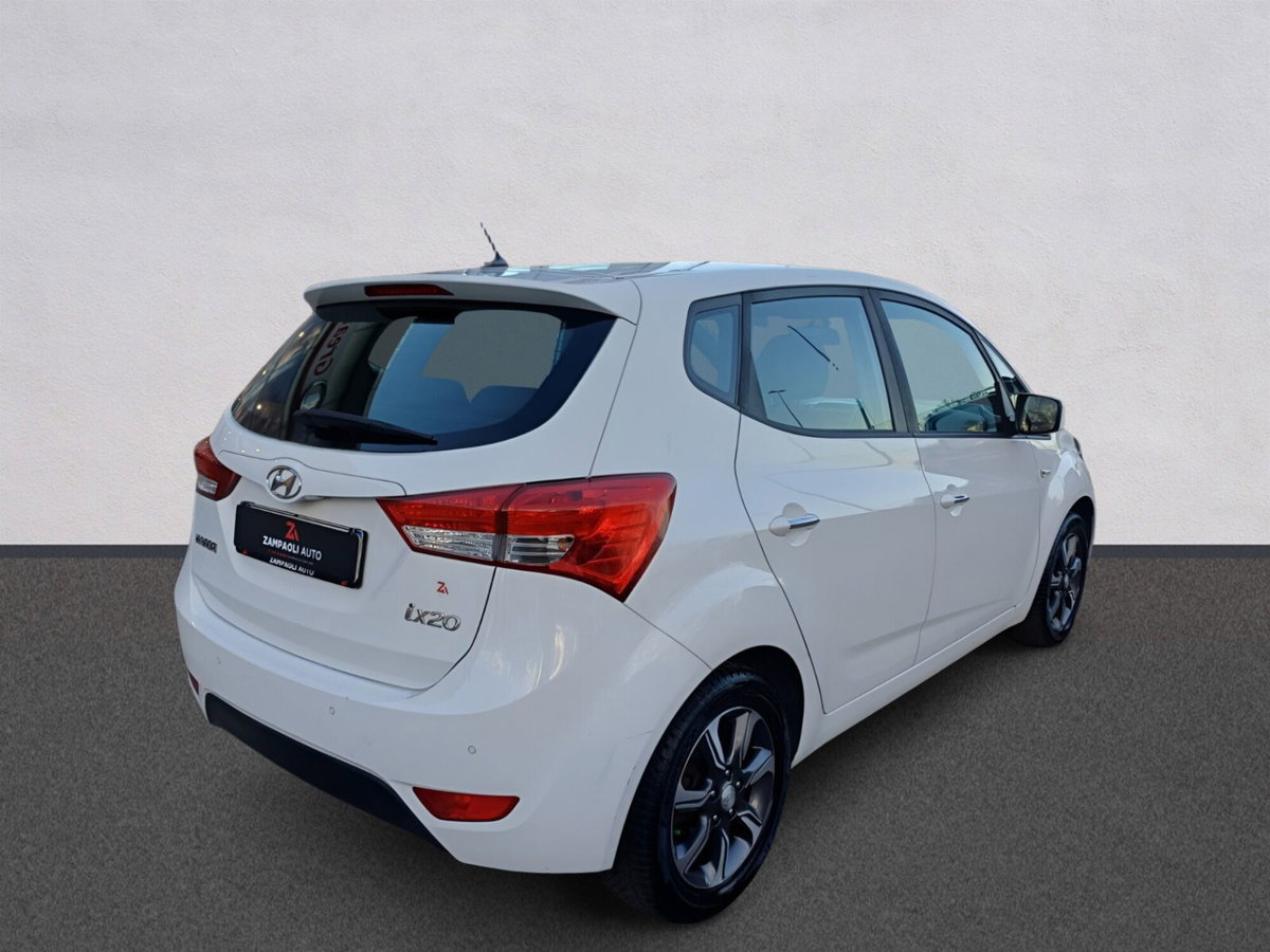 Hyundai ix20 1.4 CRDI 90 CV Classic (5)