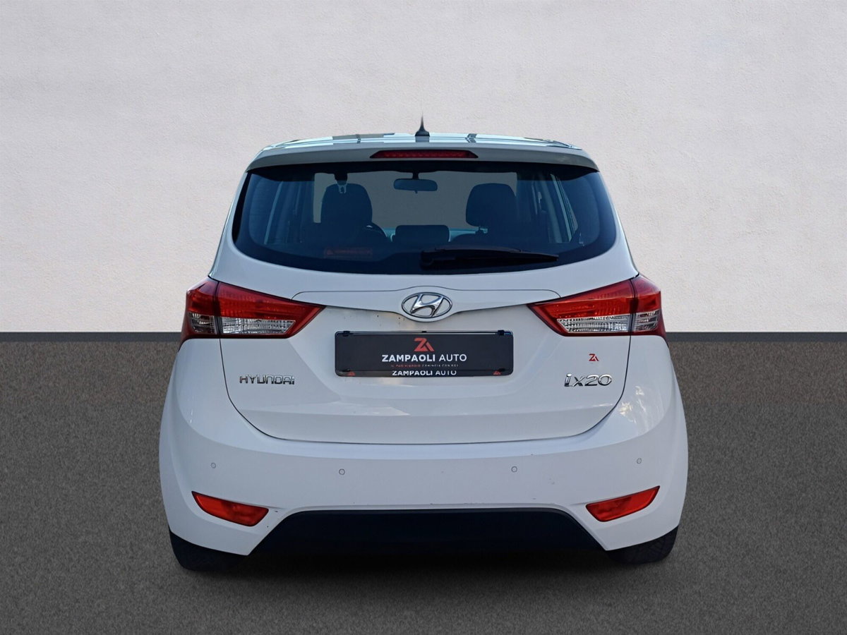 Hyundai ix20 1.4 CRDI 90 CV Classic (6)