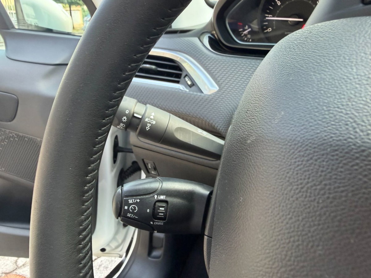 Peugeot 2008 82 Active (15)