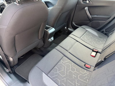 Peugeot 2008 82 Active (7)