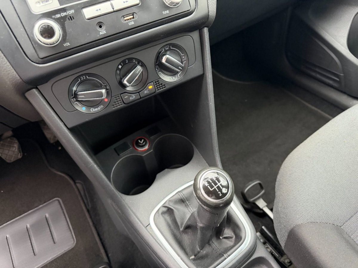 Volkswagen Polo 1.2 70 CV 5p. Comfortline (13)
