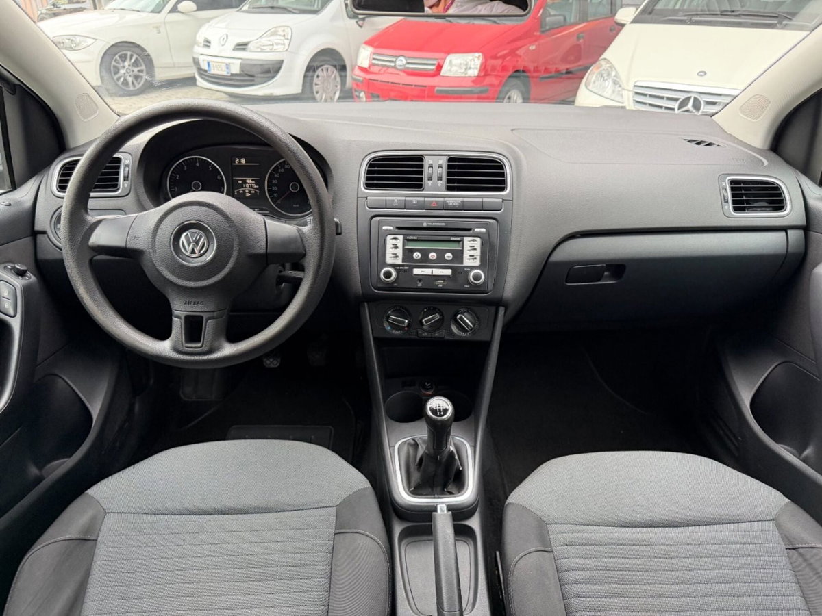 Volkswagen Polo 1.2 70 CV 5p. Comfortline (16)