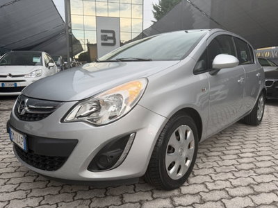Opel Corsa 1.2 5 porte Sport usata