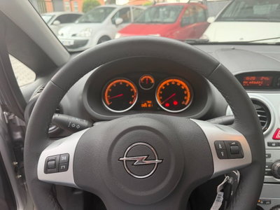 Opel Corsa 1.2 5 porte Sport (14)