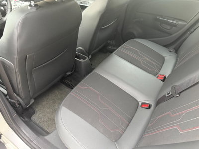 Opel Corsa 1.2 5 porte Sport (7)