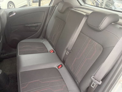 Opel Corsa 1.2 5 porte Sport (8)