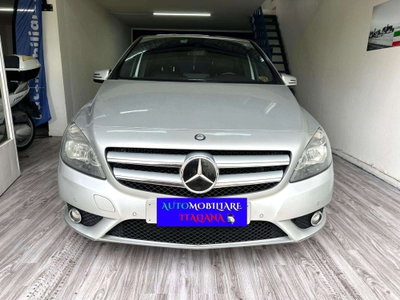 Mercedes-Benz Classe B 180 Premium (3)