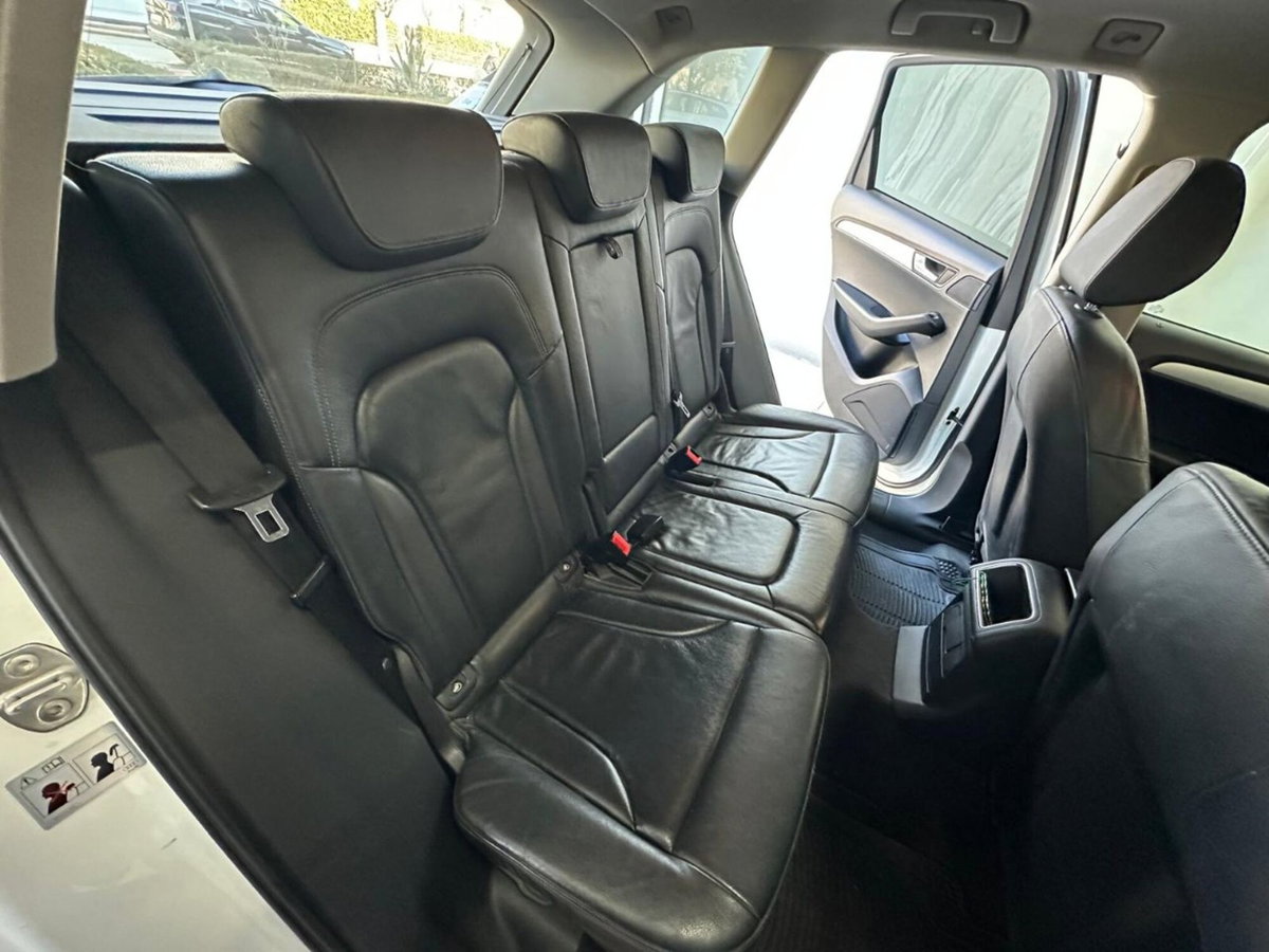 Audi Q5 2.0 TDI 143 CV quattro (10)