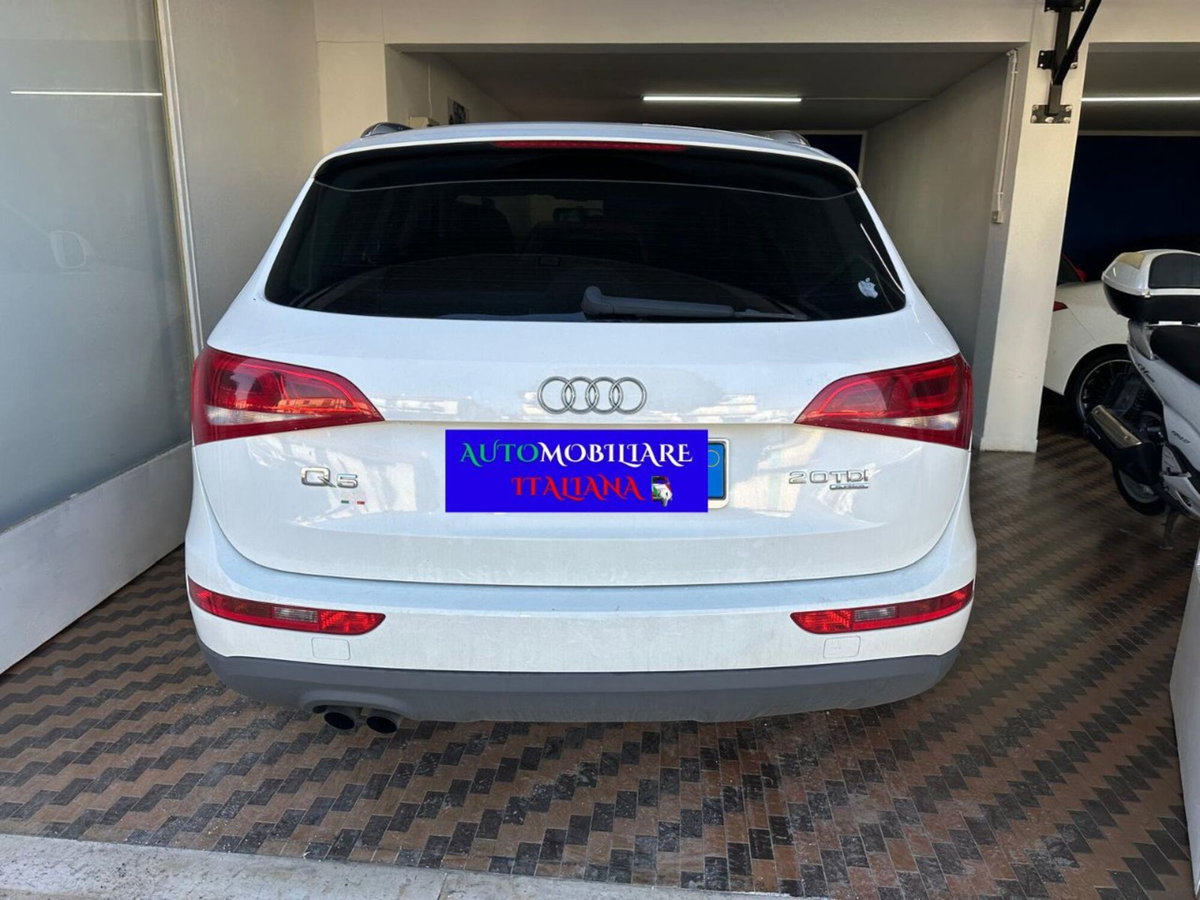 Audi Q5 2.0 TDI 143 CV quattro (4)