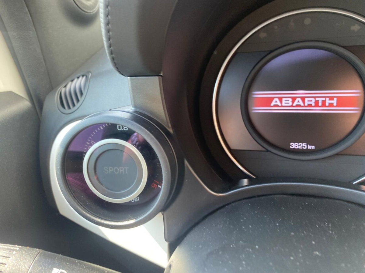 Abarth 595 595 1.4 Turbo T-Jet 145 CV (16)