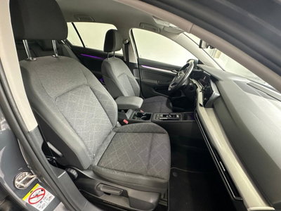 Volkswagen Golf 1.0 eTSI EVO DSG Life (11)