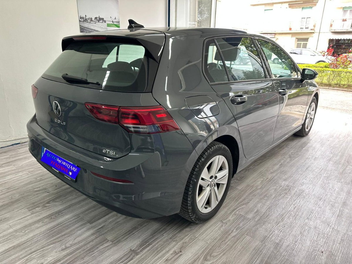 Volkswagen Golf 1.0 eTSI EVO DSG Life (5)