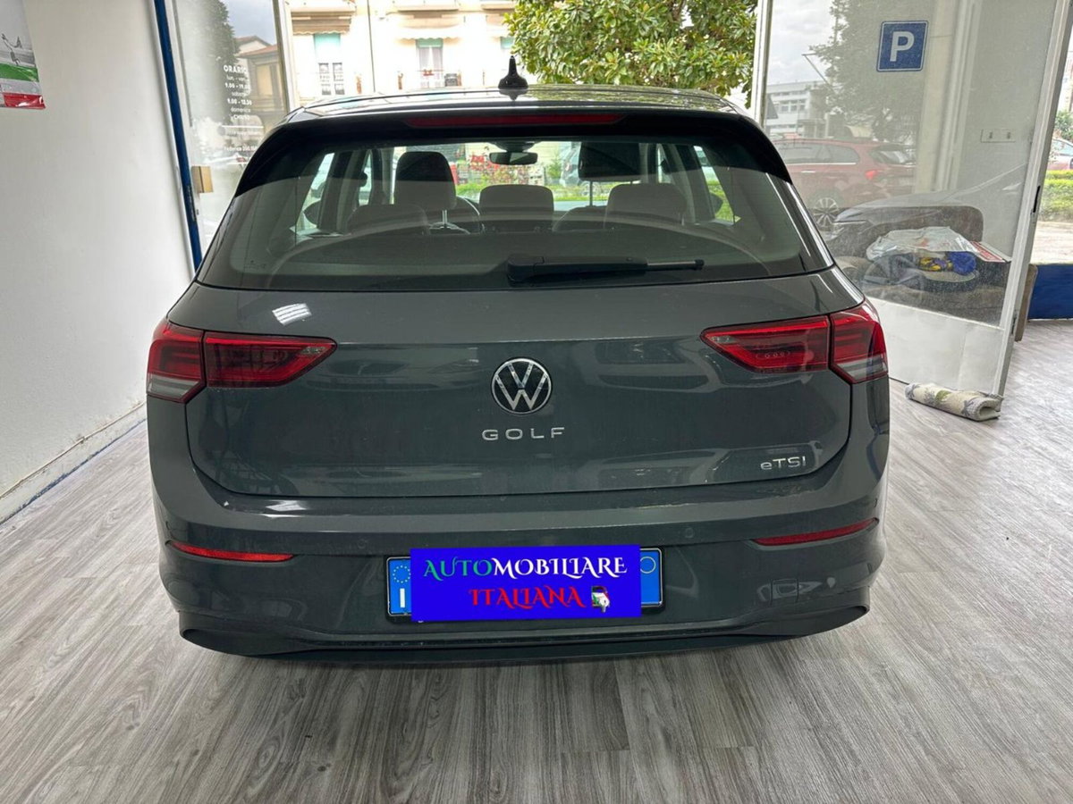 Volkswagen Golf 1.0 eTSI EVO DSG Life (6)