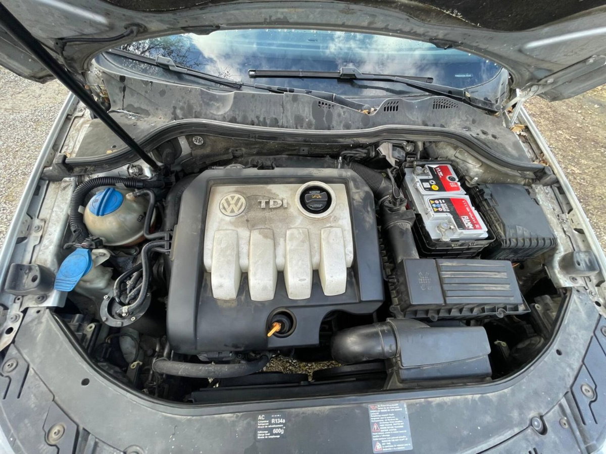 Volkswagen Passat Variant 1.9 TDI/105CV Trendline (20)