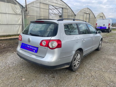 Volkswagen Passat Variant 1.9 TDI/105CV Trendline (4)