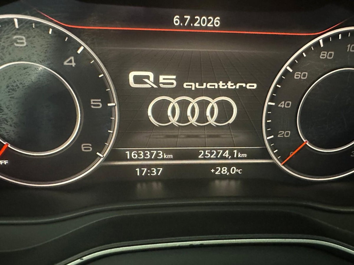 Audi Q5 40 TDI quattro Business Sport (11)