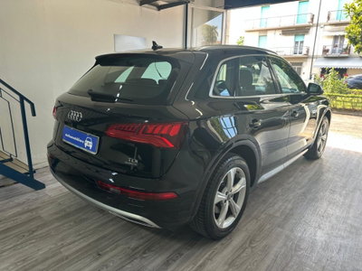 Audi Q5 40 TDI quattro Business Sport (5)